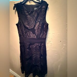 Frank Lyman Design Black Rose Midi Dress